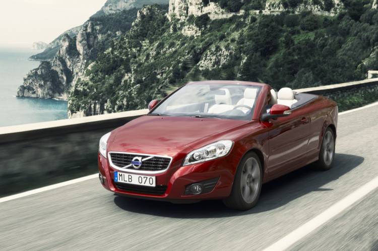 Volvo C70 2010