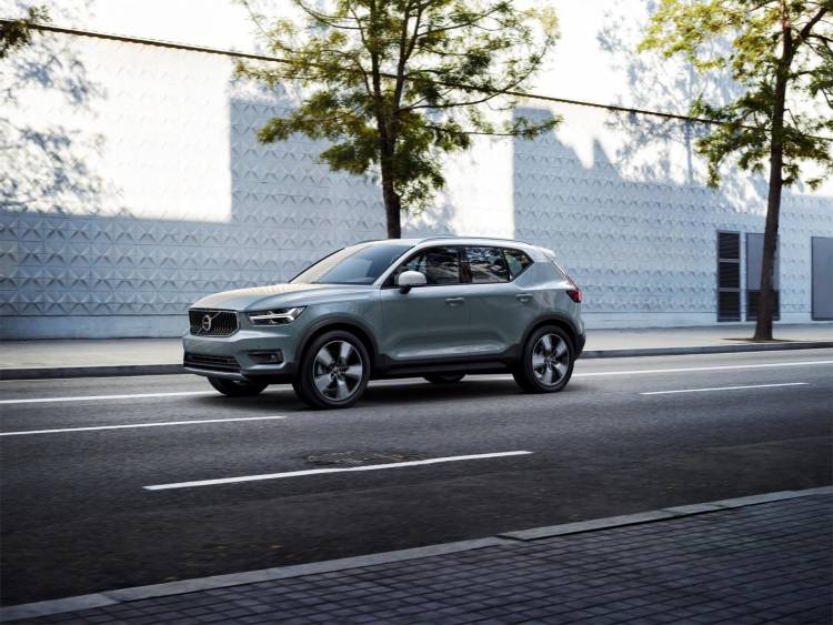 volvo-xc-40-riva-es-dm-4 volvo-xc-40-riva-es-dm-4