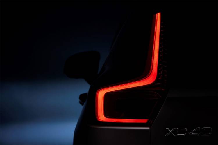 volvo-xc40-2018-39 volvo-xc40-2018-39