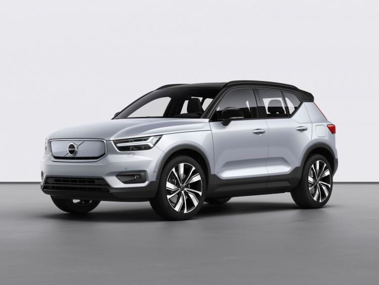 Volvo Xc40 Recharge P8 Awd In Glacier Silver Volvo Xc40 Recharge P8 Awd In Glacier Silver