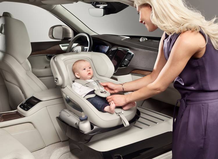 volvo-xc90-excellence-child-seat-concept-01-1440px