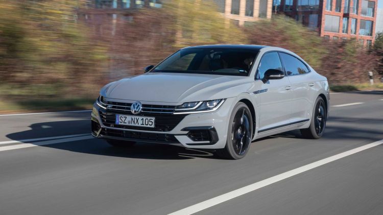 vw-arteon-r-line-edition-gris-07_750x.jpg