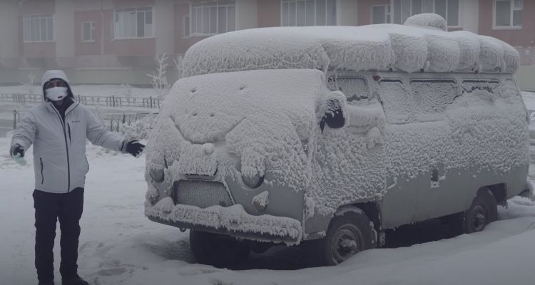 Yakutsk Ciudad Mas Fria Mundo Coches Congelacion Contaminacion 2