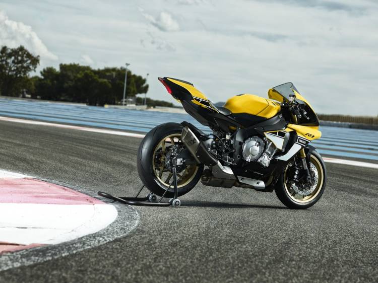 yamaha-yzf-r1-60-aniversario-28 yamaha-yzf-r1-60-aniversario-28