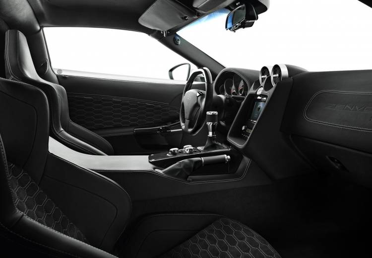 zenvo-st1-020315-1440-06