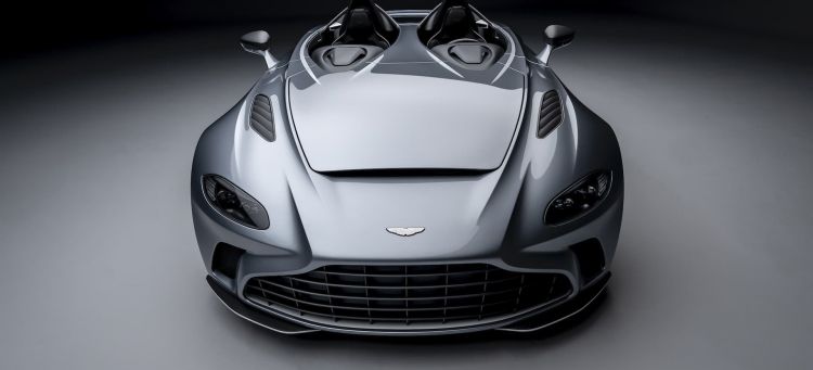 Aston Martin V12 Speedster 2