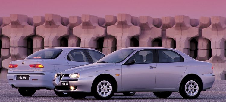Baja Temporal Prorrogable Alfa Romeo 156 Coche Antiguo Baja Temporal Prorrogable Alfa Romeo 156 Coche Antiguo