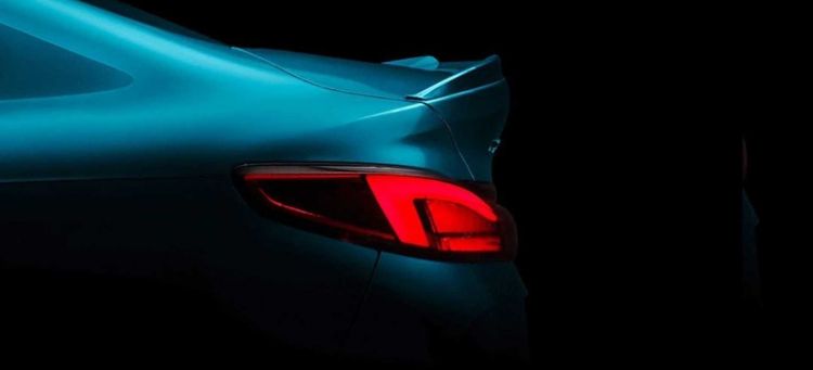 Bmw Serie 2 Gran Coupe Teaser 1019 001