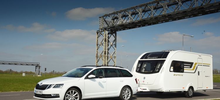 Dgt Obligaciones Remolque Twitter Caravana Skoda