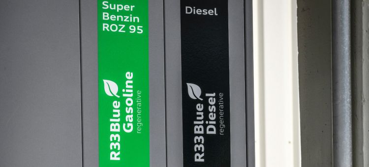 Diesel Gasolina Azul Audi 05