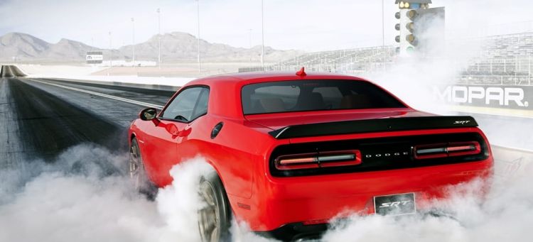 dodge-challenger-srt-hellcat-1024-03