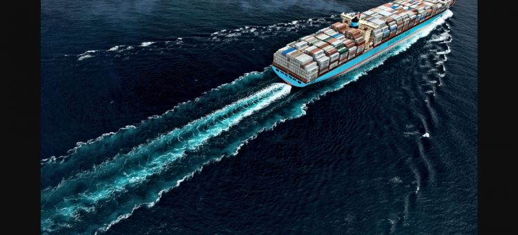 Eficiencia Gasolina Diesel Barco Maersk