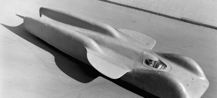 Rekordwagen Mercedes Benz T 80: Der Rekord Riese The Mercedes Benz T 80 World Record Project Vehicle: The World Record Contender