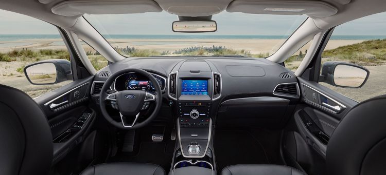 Ford Galaxy 2019 11