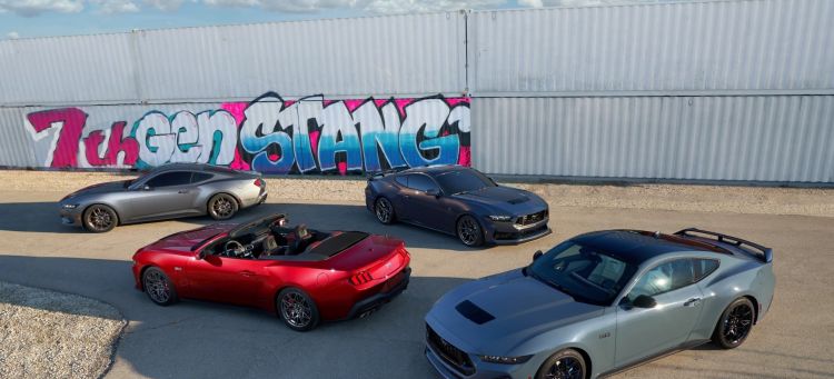 Mustang Family Of Four