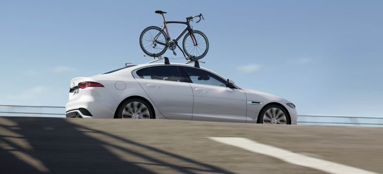 Jaguar Xe 2021 1020 001
