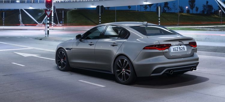 Jaguar Xe 2021 1020 005