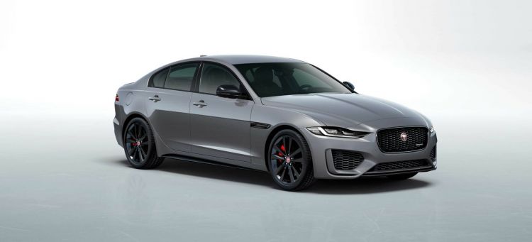 Jaguar Xe R Dynamic Black