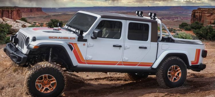 Jeep Gladiator Concept Scrambler 0419 014