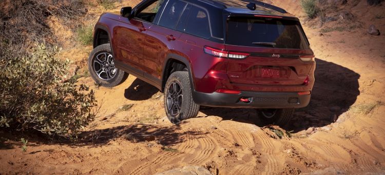 Jeep Grand Cherokee 2022 0921 018
