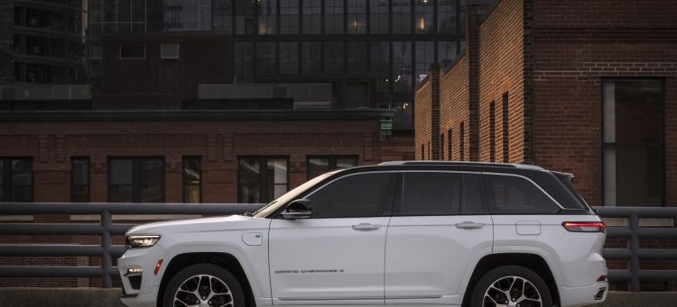 Jeep Grand Cherokee 2022 0921 042