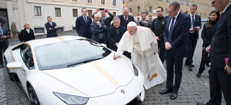 Lamborghini Huracan Subasta Papa 2