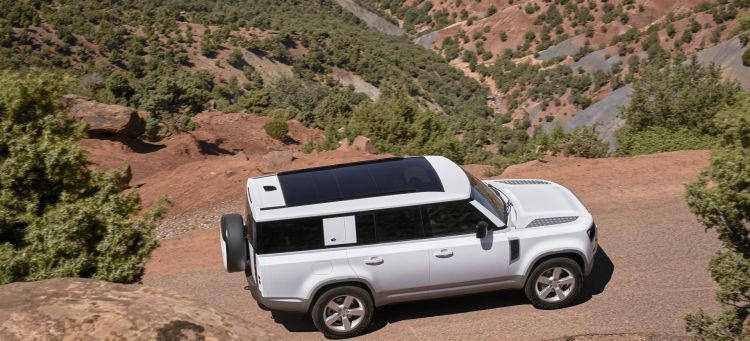 Land Rover Defender 130 2022 4