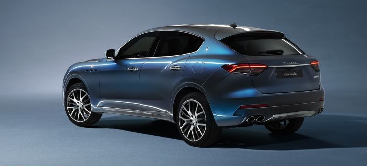 Maserati Levante Hybrid 2021 0421 Trasera Lateral 005