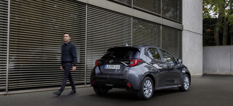 Mazda2 Hybrid: todos los detalles del nuevo utilitario, b