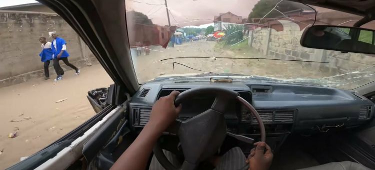 Mazda 323 2 Millones Kilometros Video 1