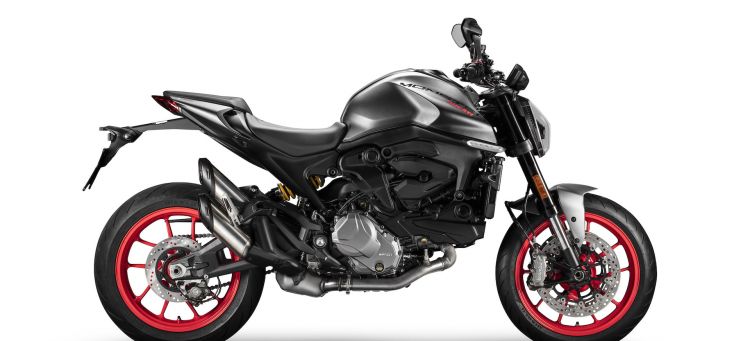 Moto Ducati Monster 2021 Estudio14