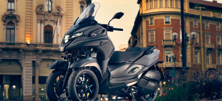 Plan Renove 2020 Ayudas Comprar Moto Yamaha Mw300 Eu Icon Grey Static 003 03