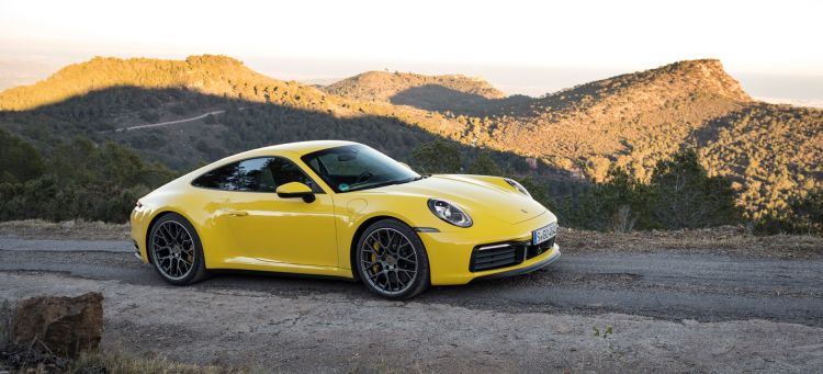 Porsche 911 992 00023