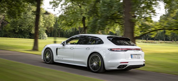 Porsche Panamera 4s E Hybrid Sport Turismo 2021 49