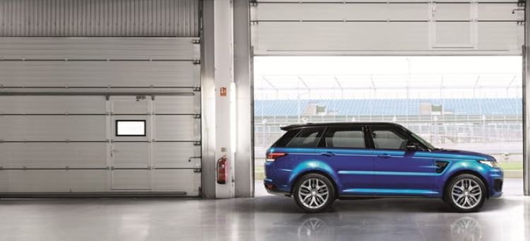 range-rover-sport-svr-110814-ap-1024-02