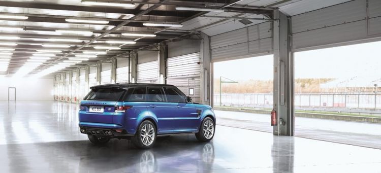 range-rover-sport-svr-110814-ap-1024-12
