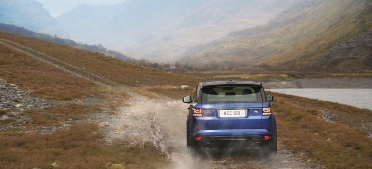 range-rover-sport-svr-110814-ap-1024-27