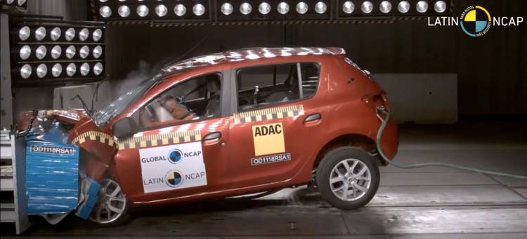 Renault Sandero Logan Latin Ncap 0618 01