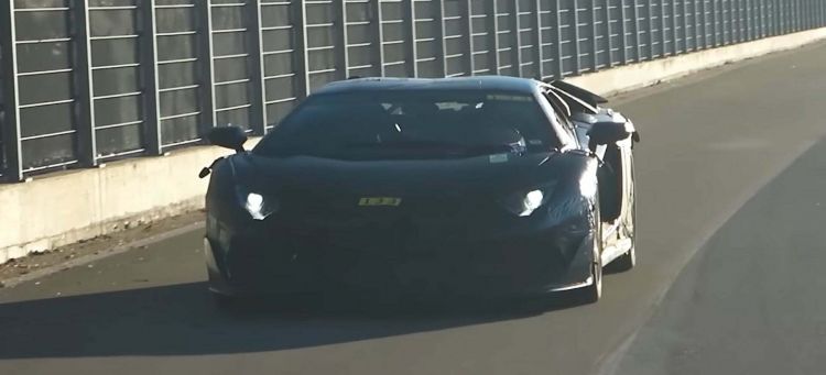 Sustituto Lamborghini Aventador V12 Video 2