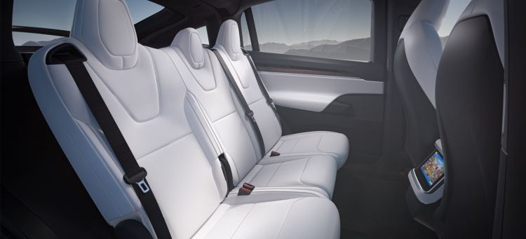 Tesla Model X 2021 Interior 02