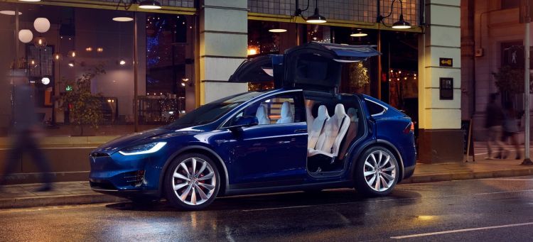 Tesla Model X 20