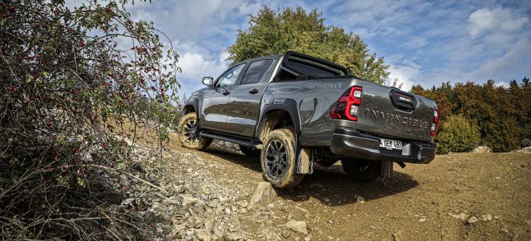 Toyota Hilux 2021 Preventa 15