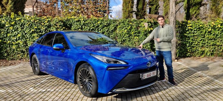 Toyota Mirai 2021 David Clavero Portada 0221 001