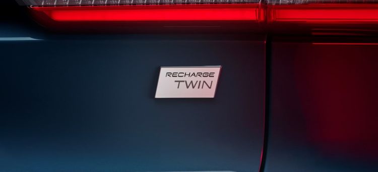 Volvo C40 Recharge Studio